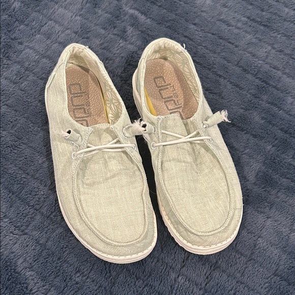 Hey dudes Wendy sparkling  mint 8 women’s - Picture 1 of 6